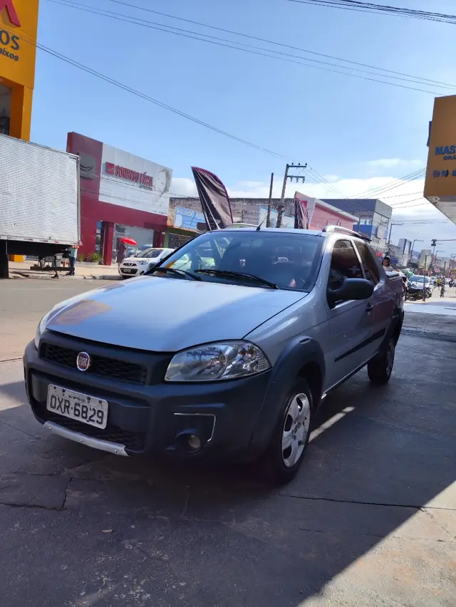 Carro Fiat Strada 2015 Working 1.4 (Flex) (Cabine Dupla)