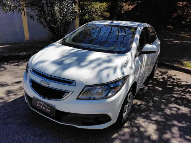 Carro Chevrolet Onix 2015 1.4 LT SPE/4