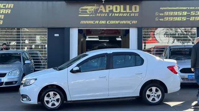 Carro Renault Logan 2015 Dynamique 1.6 8V