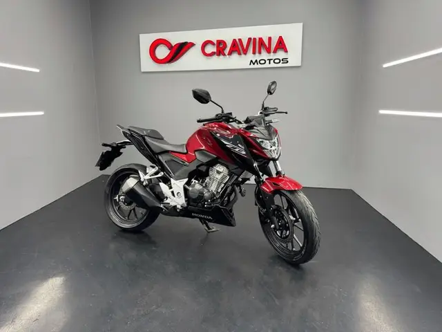 Moto Honda CB 300F Twister 2025 (ABS)