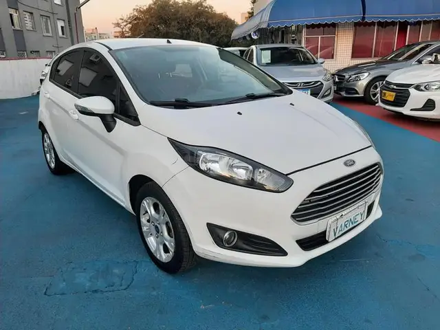 Carro Ford Fiesta Hatch 2017 SEL 1.6 16V Flex Aut. 5p - G