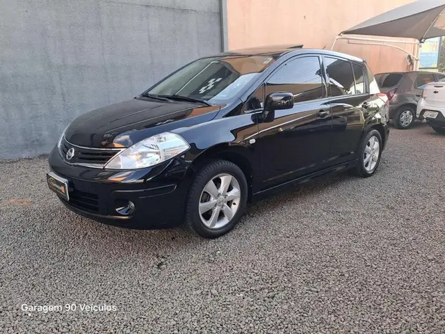 Carro Nissan Tiida 2012 SL 1.8 (flex) (aut)