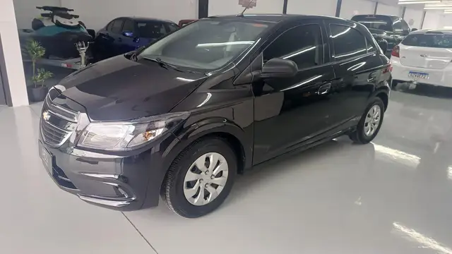 Carro Chevrolet Onix 2019 1.0 Joy SPE/4