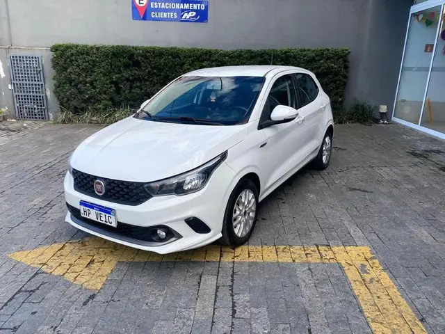 Carro Fiat Argo 2018 HGT 1.8 E.Torq (Flex)