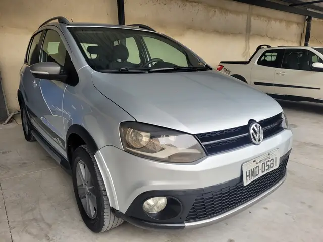 Carro Volkswagen CrossFox 2012 1.6 VHT (Flex)