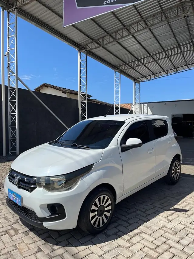 Carro Fiat Mobi 2017 Evo Easy On 1.0 (Flex)