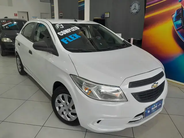 Carro Chevrolet Onix 2019 1.0 Joy SPE/4
