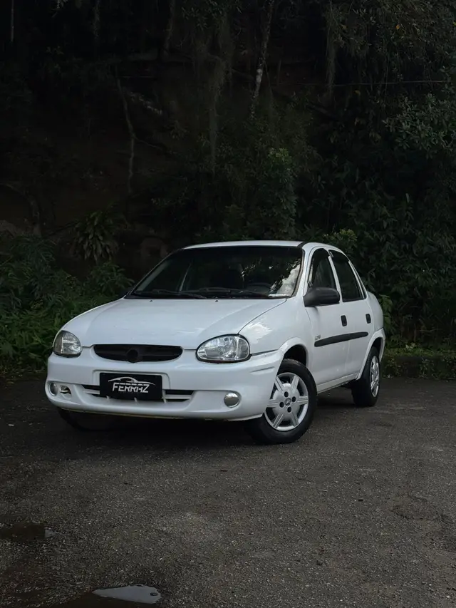 Carro Chevrolet Classic 2008 Corsa Sedan  Life 1.0 VHC (Flex)