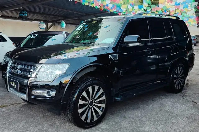 Carro Mitsubishi Pajero Full 2016 3.8 V6 3D HPE 4WD