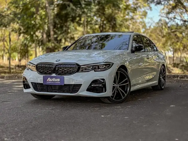 Carro BMW 320i 2022 M Sport 2.0 Turbo (Aut)