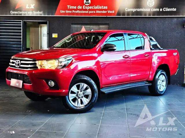 Carro Toyota Hilux Cabine Dupla 2017 Hilux 2.8 TDI SR CD 4x4 (Aut)
