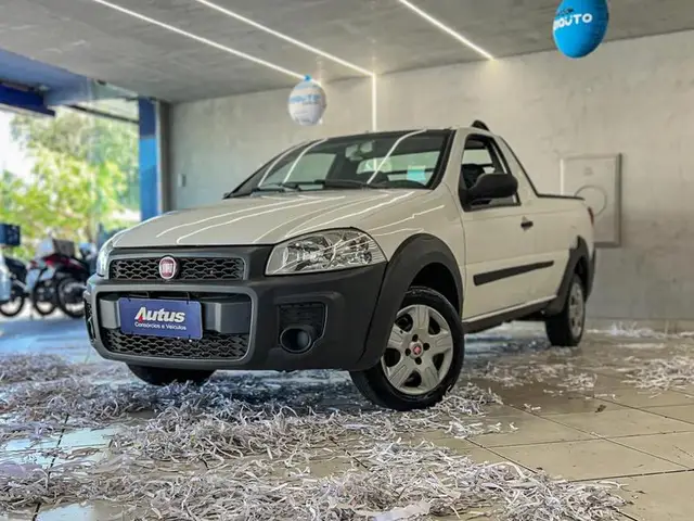 Carro Fiat Strada 2016 Working 1.4 (Flex)