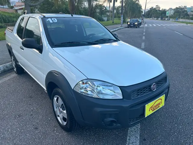 Carro Fiat Strada 2019 Hard Working 1.4 (Flex) (Cabine Dupla)