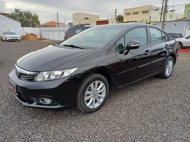 Carro Honda Civic 2014 New  LXR 2.0 i-VTEC (Aut) (Flex)