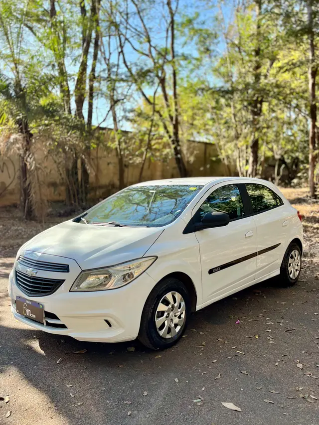 Carro Chevrolet Onix 2017 1.0 Joy SPE/4
