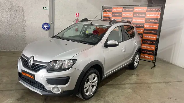 Carro Renault Sandero Stepway 2015 1.6 8V (Flex)