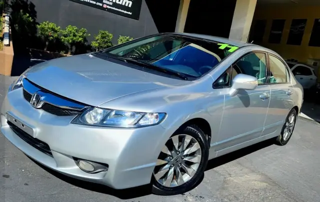 Carro Honda Civic 2013 New  LXL 1.8 16V i-VTEC (Flex)