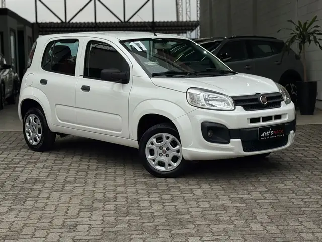 Carro Fiat Uno 2017 Attractive 1.0 (Flex) 4p
