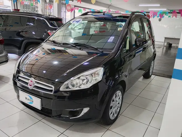 Carro Fiat Idea 2014 Attractive 1.4 8V (Flex)