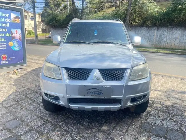 Carro Mitsubishi Pajero TR4 2010 2.0 16V (flex)