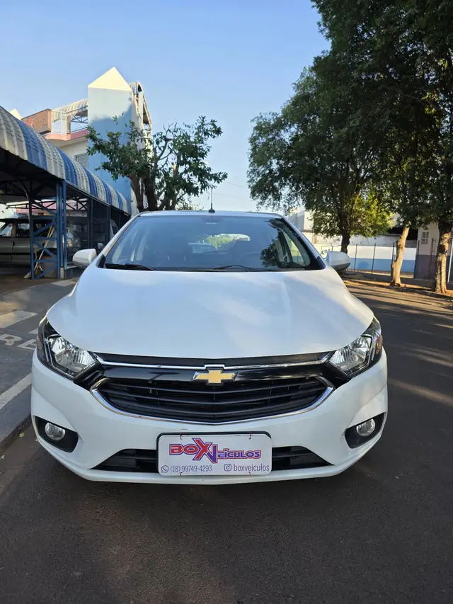 Carro Chevrolet Onix 2017 1.4 LTZ SPE/4
