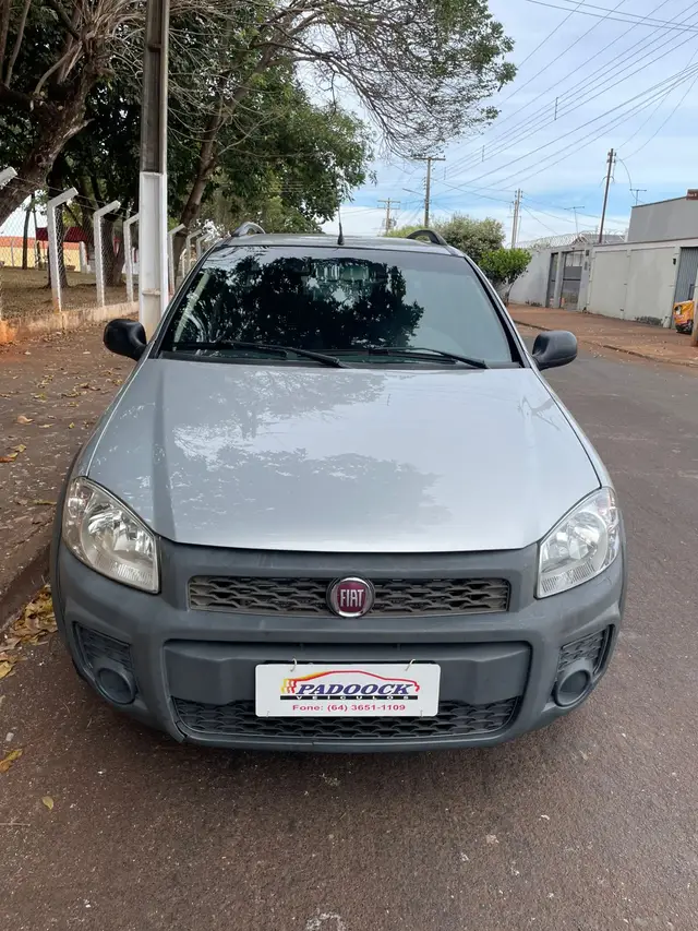 Carro Fiat Strada 2014 Working 1.4 (Flex) (Cabine Dupla)