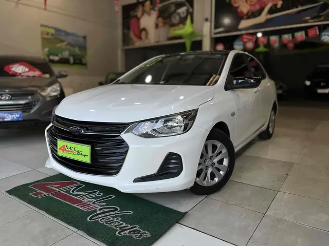 Carro Chevrolet Onix Plus 2020 1.0 LT Turbo (Flex)