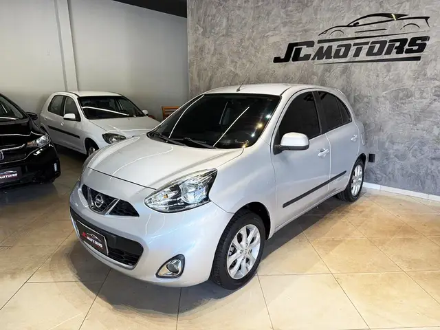 Carro Nissan March 2015 1.0 12V SV (Flex)