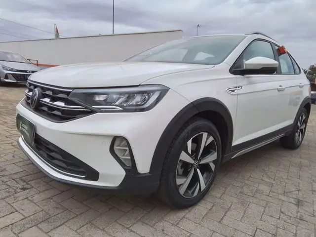 Carro Volkswagen Nivus 2024 Highline 200 TSI