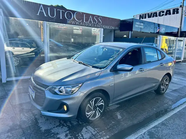 Carro Chevrolet Onix Plus 2024 LT 1.0