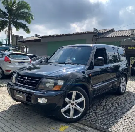 Carro Mitsubishi Pajero 2001 GLS 4x4 2.8 Turbo