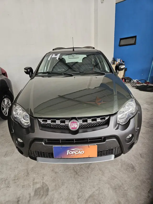 Carro Fiat Palio Weekend 2014 Adventure 1.8 16V (Flex)