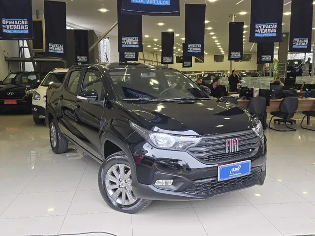Carro Fiat Strada 2023 Freedom 1.3 CD (Flex)