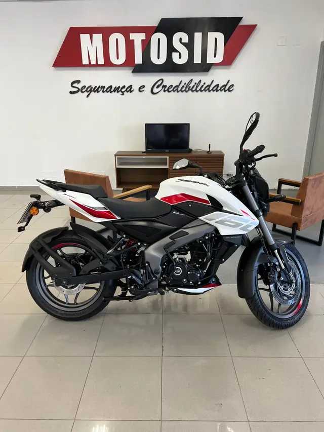 Moto Bajaj Dominar 160 2025 160 cc