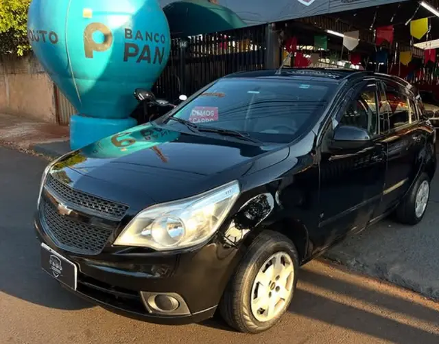Carro Chevrolet Agile 2011 LT 1.4 8V (Flex)
