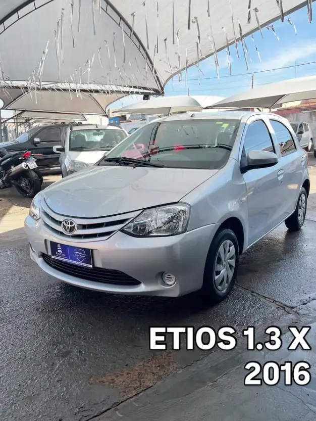 Carro Toyota Etios 2016 X 1.3 (Flex)