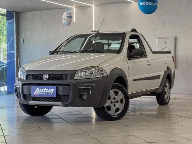Carro Fiat Strada 2017 Hard Working 1.4 (Flex) (Cabine Simples)