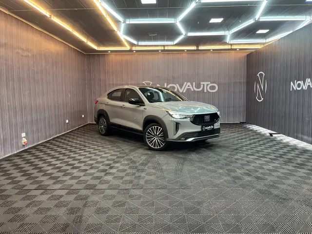 Carro Fiat Fastback 2025 Limited Edition