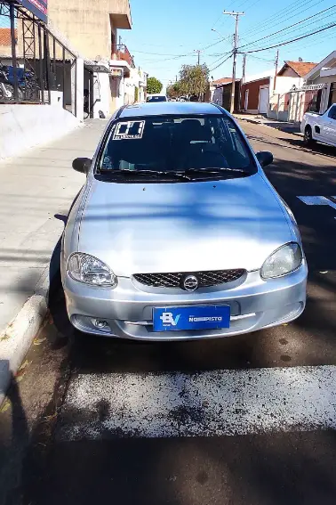 Carro Chevrolet Corsa Hatch 2001 Super 1.0 MPFi 16V 4p