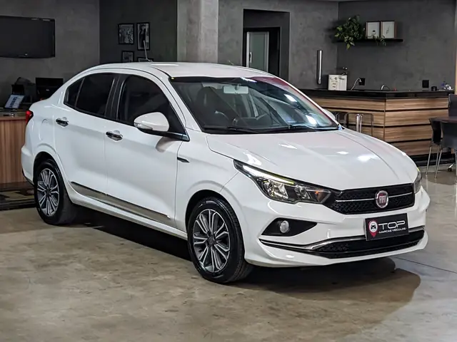 Carro Fiat Cronos 2019 1.8 Precision E.Torq AT6 (Flex)