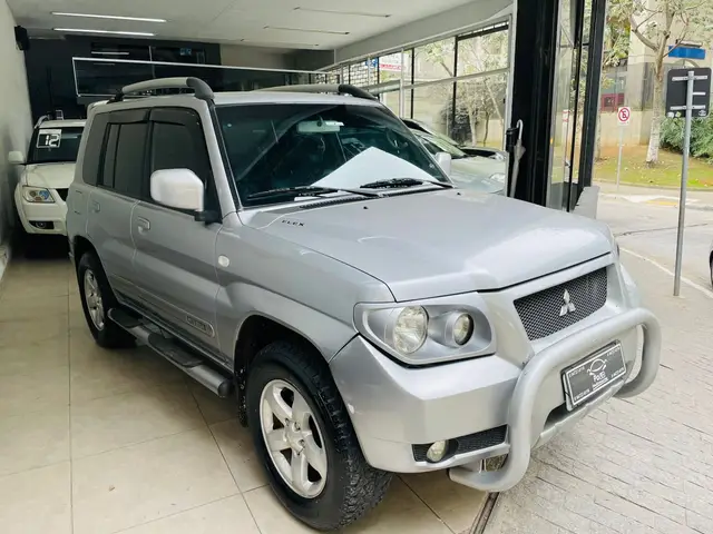 Carro Mitsubishi Pajero TR4 2008 2.0 16V