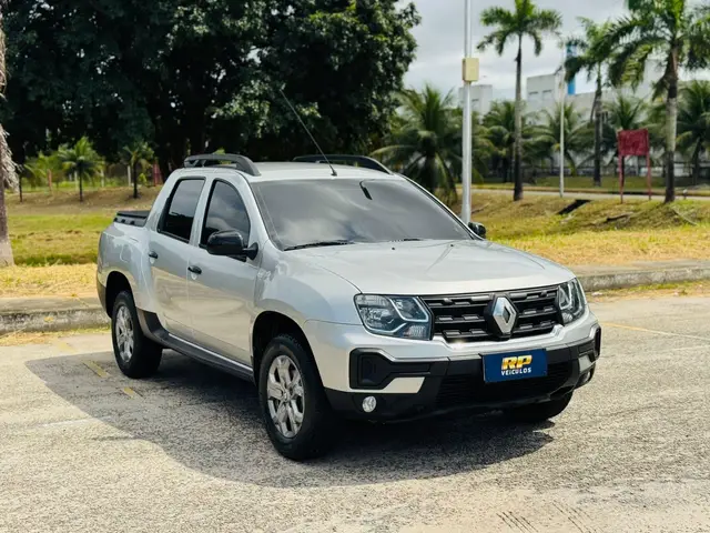Carro Renault Oroch 2023 Intense 1.6 (Flex)