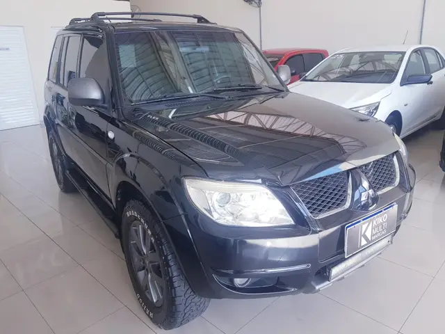 Carro Mitsubishi Pajero TR4 2012 GLS 2.0 Flex 16V 4x4 Mec.
