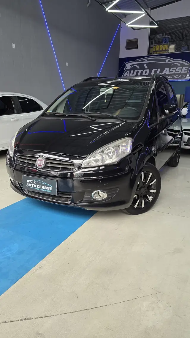 Carro Fiat Idea 2012 Essence 1.6 16V E.TorQ (Flex)