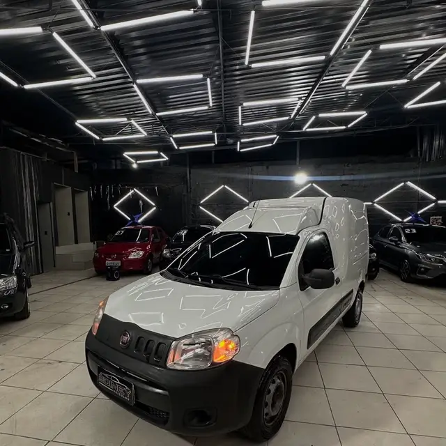 Carro Fiat Fiorino 2017 1.4 Evo Hard Working (Flex)