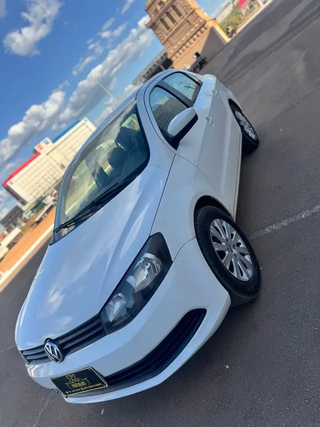 Carro Volkswagen Voyage 2014 1.6 VHT City (Flex)