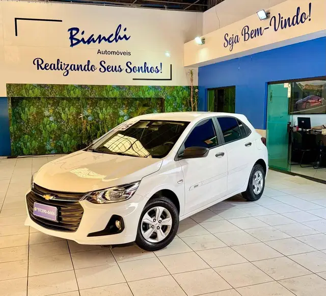 Carro Chevrolet Onix 2025 1.0