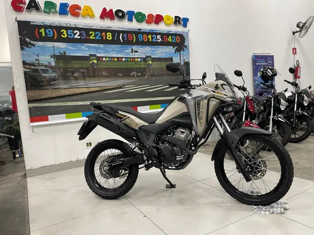 Moto Honda XRE Sahara 300 2025 Adventure