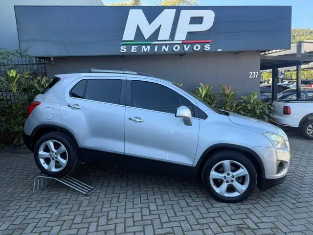 Carro Chevrolet Tracker 2015 LTZ 1.8 16v Ecotec (Aut) (Flex)