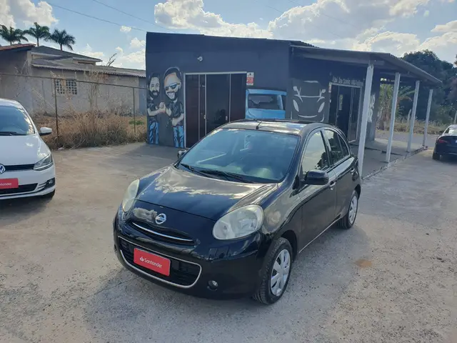 Carro Nissan March 2014 1.0 16V S (Flex)